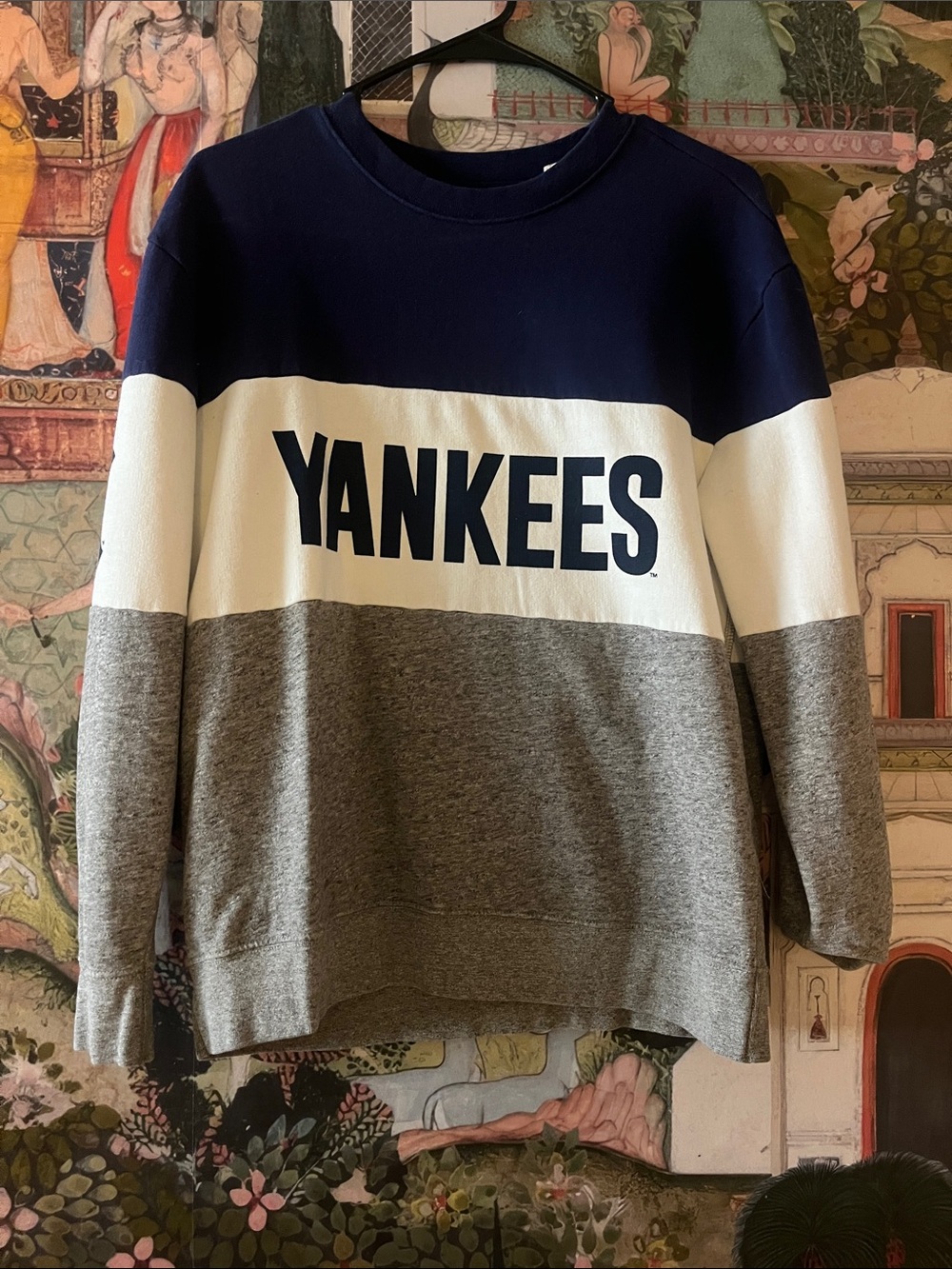Yankees crewneck